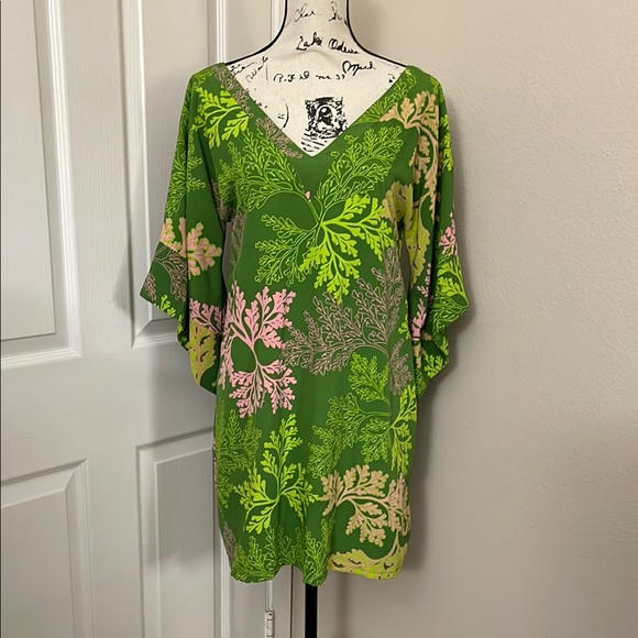 Manuhealii Dresses & Skirts - NWT Manuhealii Malie By The Sea Dress Palaʻā Fern Gully S